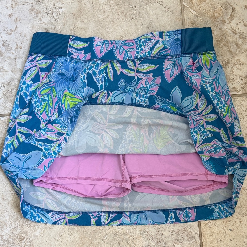 Lilly Pulitzer Luxletic Skort - Picture 7 of 13
